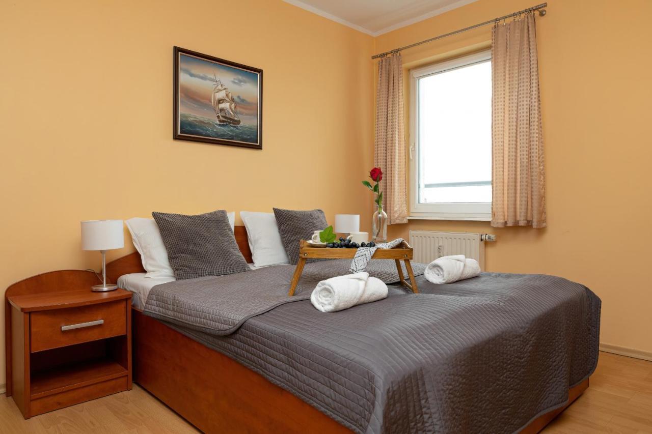 Apartamenty Przy Plazy Reymonta By Noclegi Renters 코워브제크 외부 사진