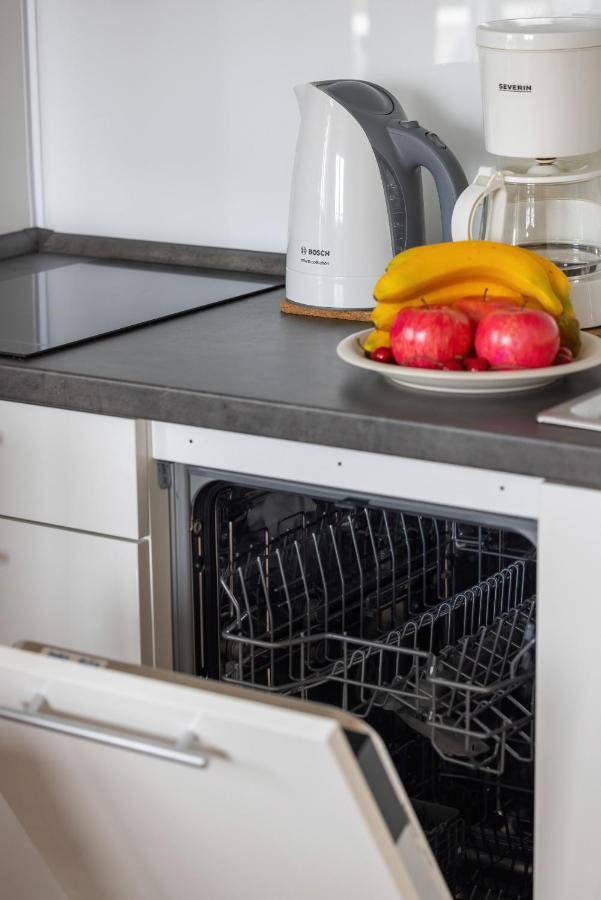 Apartamenty Przy Plazy Reymonta By Noclegi Renters 코워브제크 외부 사진